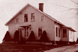 Seth Thomas Childhood Home, 36 Peterson Ln ~ Click to view c.2005 photo ~ Antique Clocks Guy 
